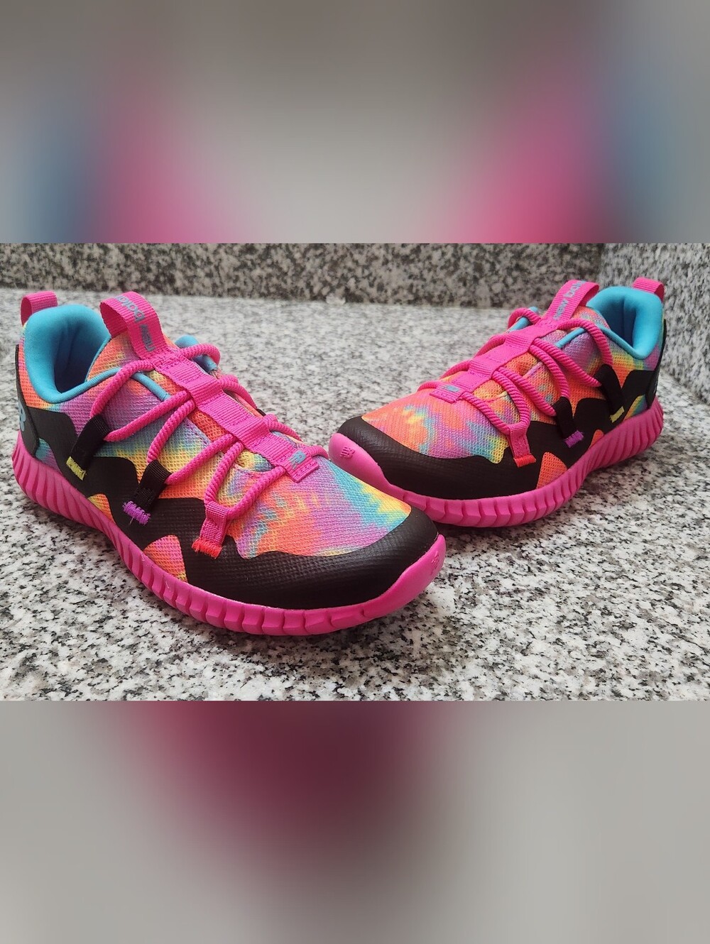**BRAND NEW** New Balance Sz 3 Girls Playgruv Black Tie Dye Multicolor Sneaker